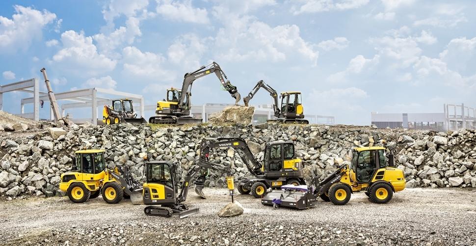 australiahqj's tweet image. From inner-city projects to landscaping and precision demolition, compact machines are the pint-sized powerhouses putting versatility into action.  #compactmachine #electricexcavator #Electricwheelloader #Volvo #VolvoCE australiahqj.com/?p=113719