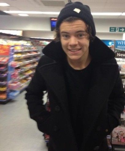 thread of boyfriend harry photos bc it& #39;s needed