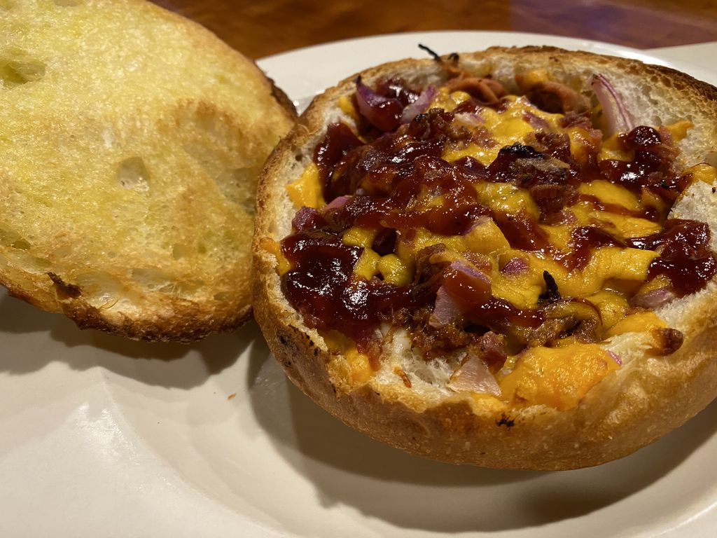 ruffolos_2's tweet photo. Okay....you NEED to try this! BBQ Pulled Pork Bread Bowl. For a LIMITED time only! $6.95 #RuffoloEats https://t.co/JWzqr0XoAc
