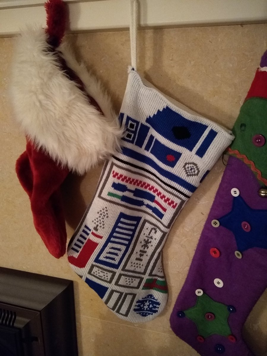 airjoshb's tweet image. Newest stocking addition #happyadvent #starwarschristmas #droidsyourlookingfor