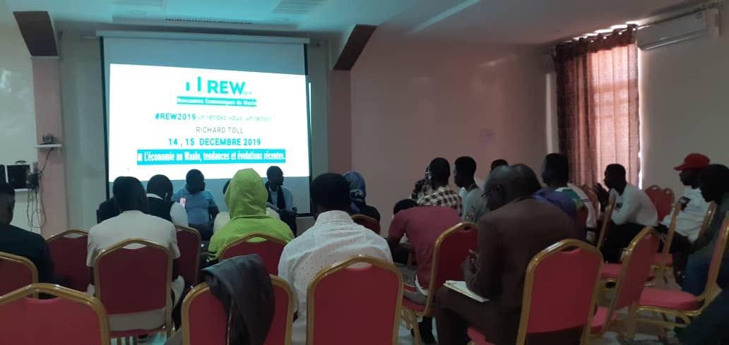 papegahnba's tweet photo. Les rencontres économiques du Waalo furent! Un plaisir d'avoir partagé un panel sur le numérique au service du développement des collectivités territoriales avec les acteurs économiques du Waalo. #REW2019 #Sharinginputs #RichardToll https://t.co/wMU1Ee9lrv