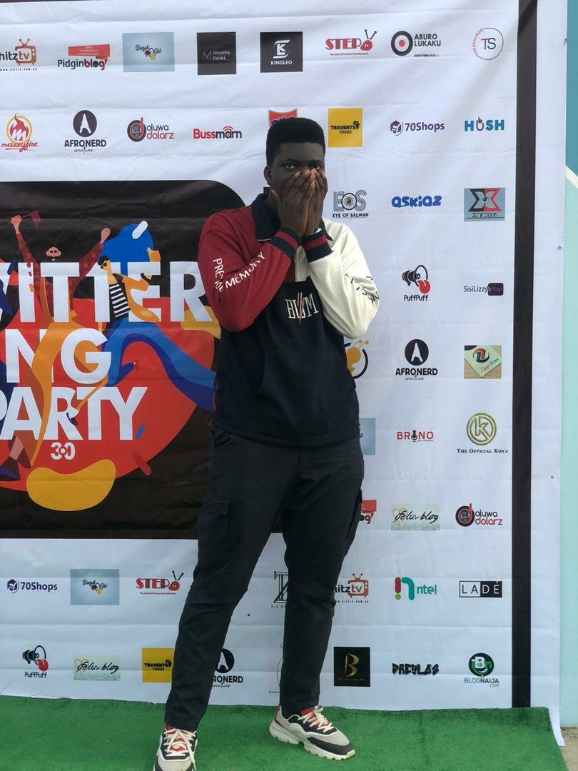 Farmers__Gate's tweet photo. #TwitterNGParty was mad fun yesterday! Connected with a couple of friends I've never met before too. Let's do this again next year π€πΏ
πΈ: @theakorede https://t.co/JvJSQPi9va