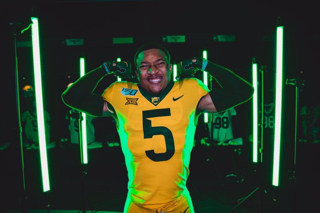 DevinNealjr1's tweet photo. Proud to announce that I am committed to the University of Baylor! 🐻 #SicEm https://t.co/lBalGFJlmL