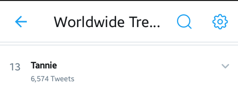 sceneryfortae's tweet photo. Tannie is already trending worldwide after Taehyung posted a very cute photo on weverse ^^
@BTS_twt #BTSWins10s #BTSV https://t.co/mdGuta9htJ