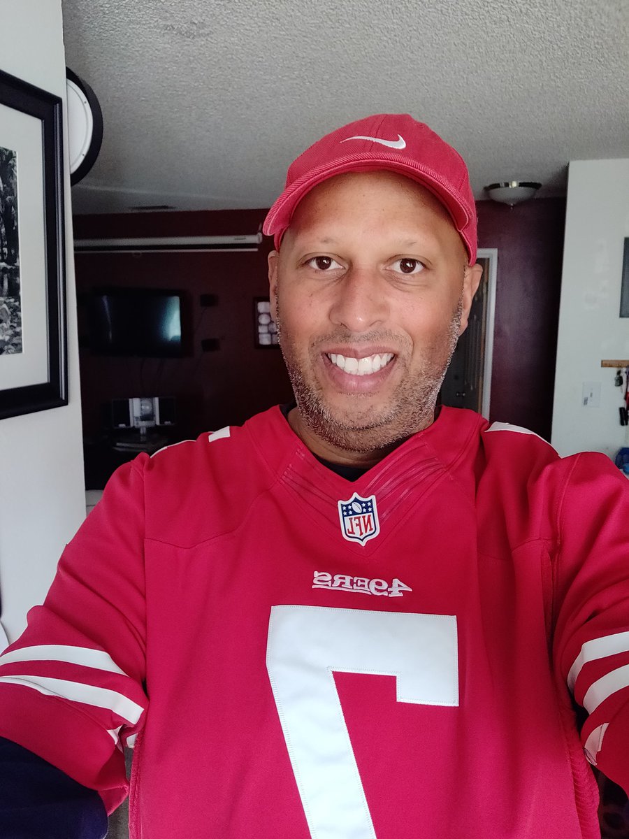 Christo61244724's tweet image. Go 49ers✊🏿. Off to the game.  #kaepernickworkout #Kaepernick