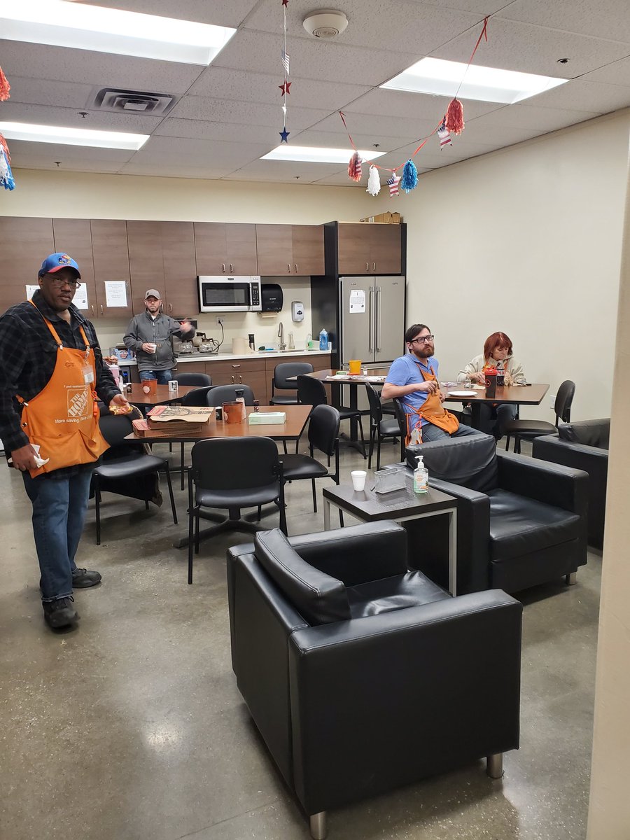 Taking care of our associates on this snow day. Pizza for everyone! <a href="/NathanMcAleese/">Nathan McAleese</a> <a href="/HinckJ/">Mike Hinck</a> <a href="/M48d36/">Mike Sweeney</a> <a href="/carla_cornett/">Carla Cornett</a>