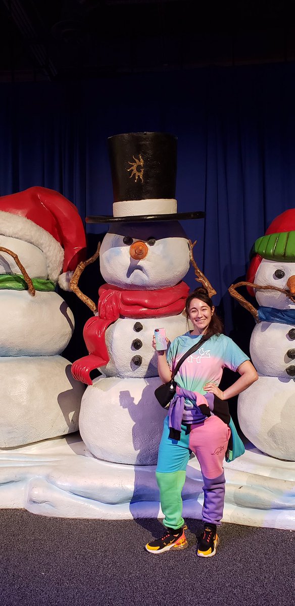 2DRenism's tweet photo. Out here repping the squad today & definitely getting compliments! Happy #trymas! @tryguys @korndiddy @EugeneLeeYang @KeithHabs @nedfulmer #tryceratops https://t.co/WuJAVuIyHH