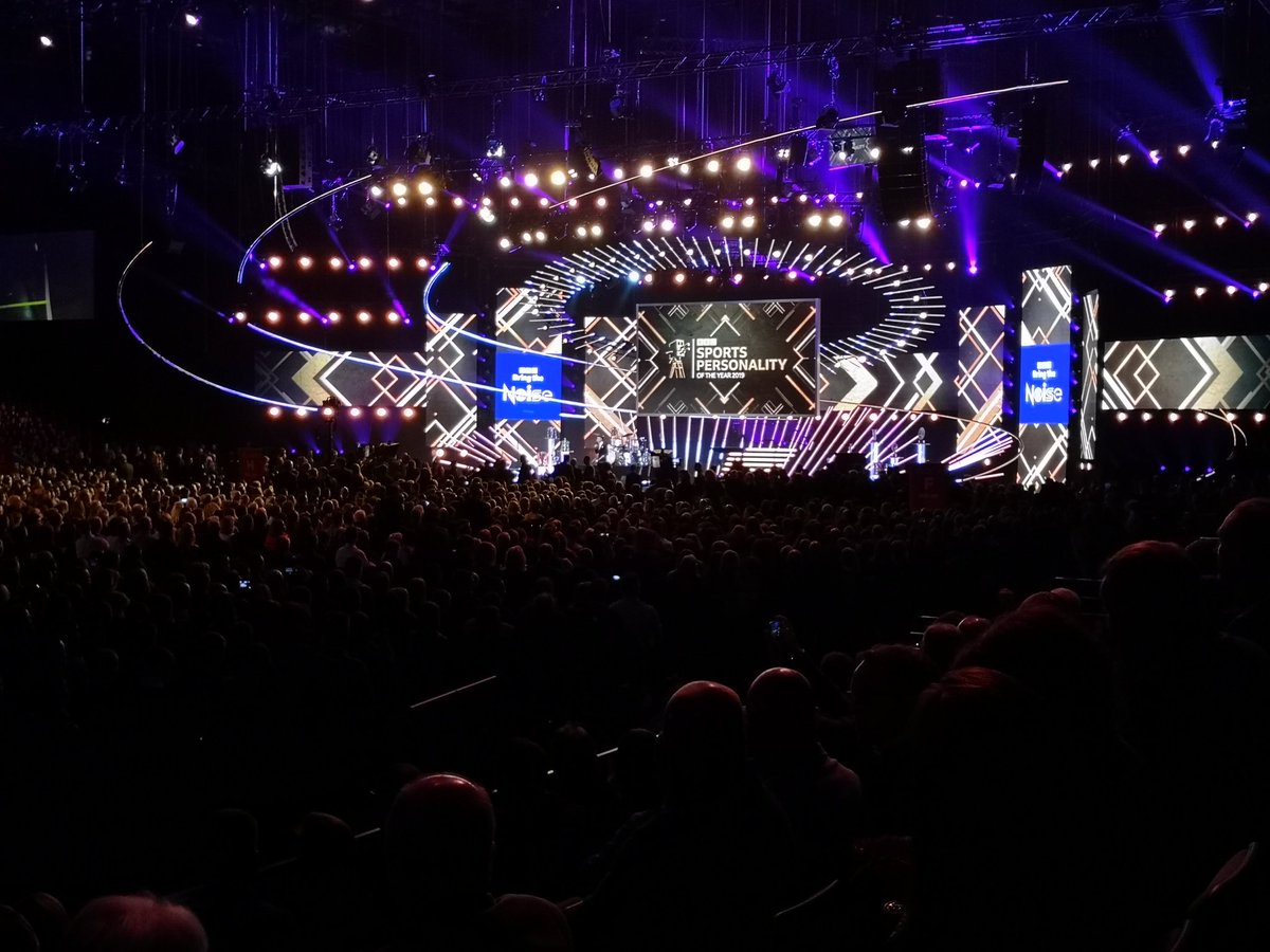 JoPettitt1's tweet photo. Very excited to be at #SPOTY with @NikkiPettitt. https://t.co/siO7mvBMML