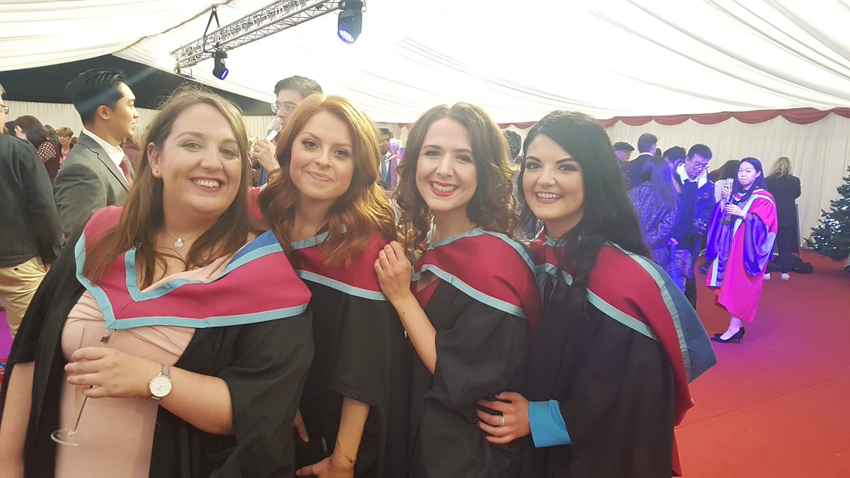 sarahjpmartin's tweet photo. Graduation with the best people 🎓 #MAtranslation #ctimyday https://t.co/Kg8RaEbTY0