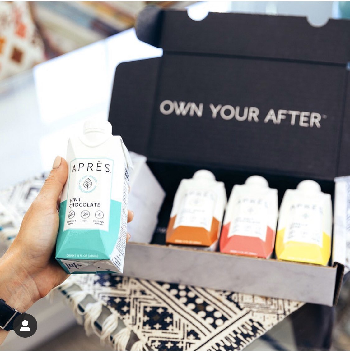 DinaJuve's tweet photo. INSTAGRAM GIVEAWAY @dinajuve Dina’s 12 Days of GIVEAWAYS 🎁 DRINK APREŚ! #dinas12daysofgiveaways

Day 4 GIVEAWAY: Variety 12-pack of @drinkapres It includes all four flavors of Après, Vanilla Bean, Sea Salt Chocolate, Cold Brew Coffee, and Mint Chocolate. 

#ownyourafter https://t.co/G0Cc44pNPx