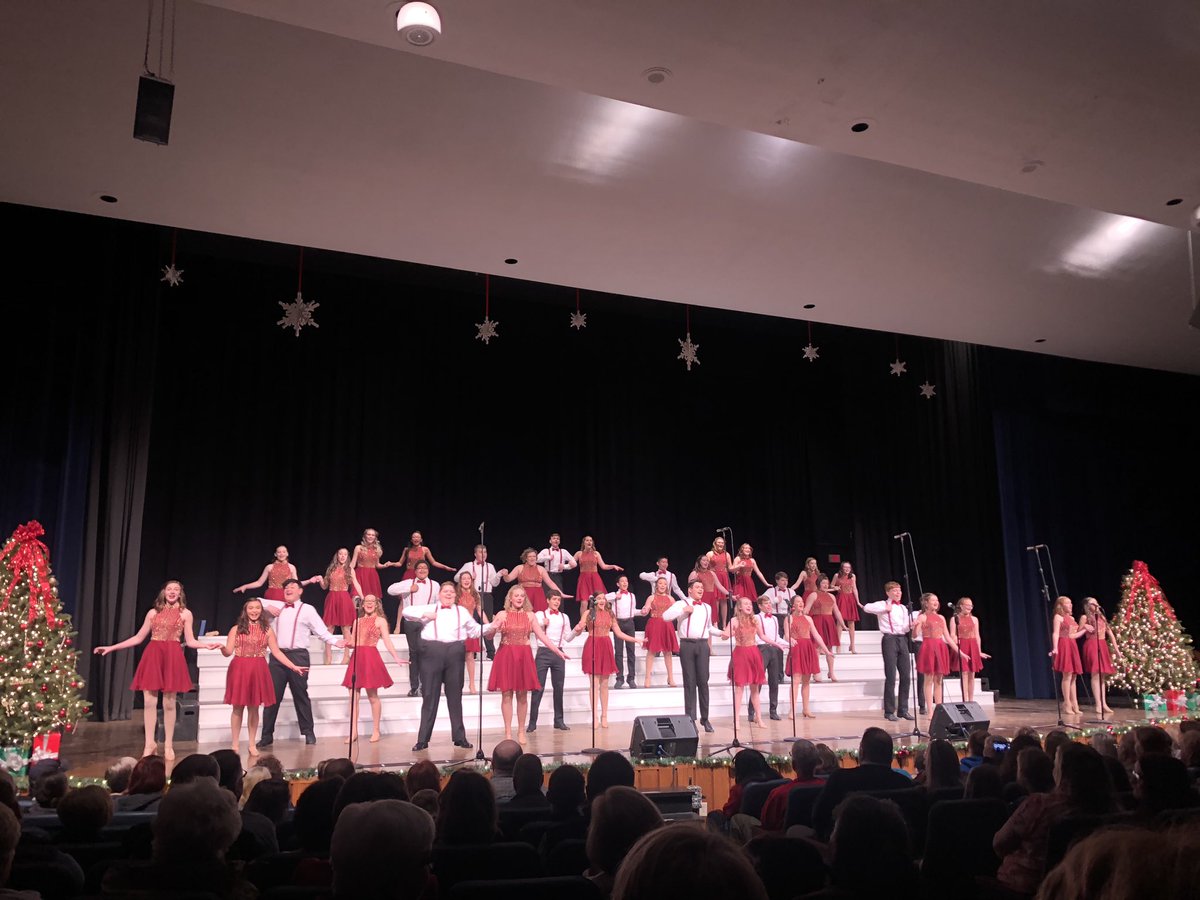 FindlayHS's tweet image. Fantastic Christmas concert! #TrojanTrue