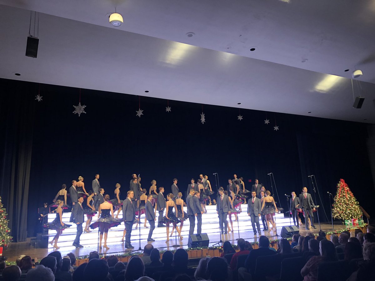 FindlayHS's tweet image. Fantastic Christmas concert! #TrojanTrue