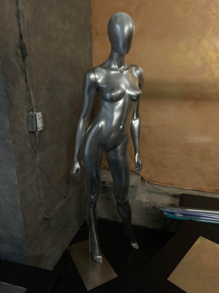 NeotropolisBar's tweet image. New items listed on our website- 

Mannequins! 

neotropolisbar.com/for-sale