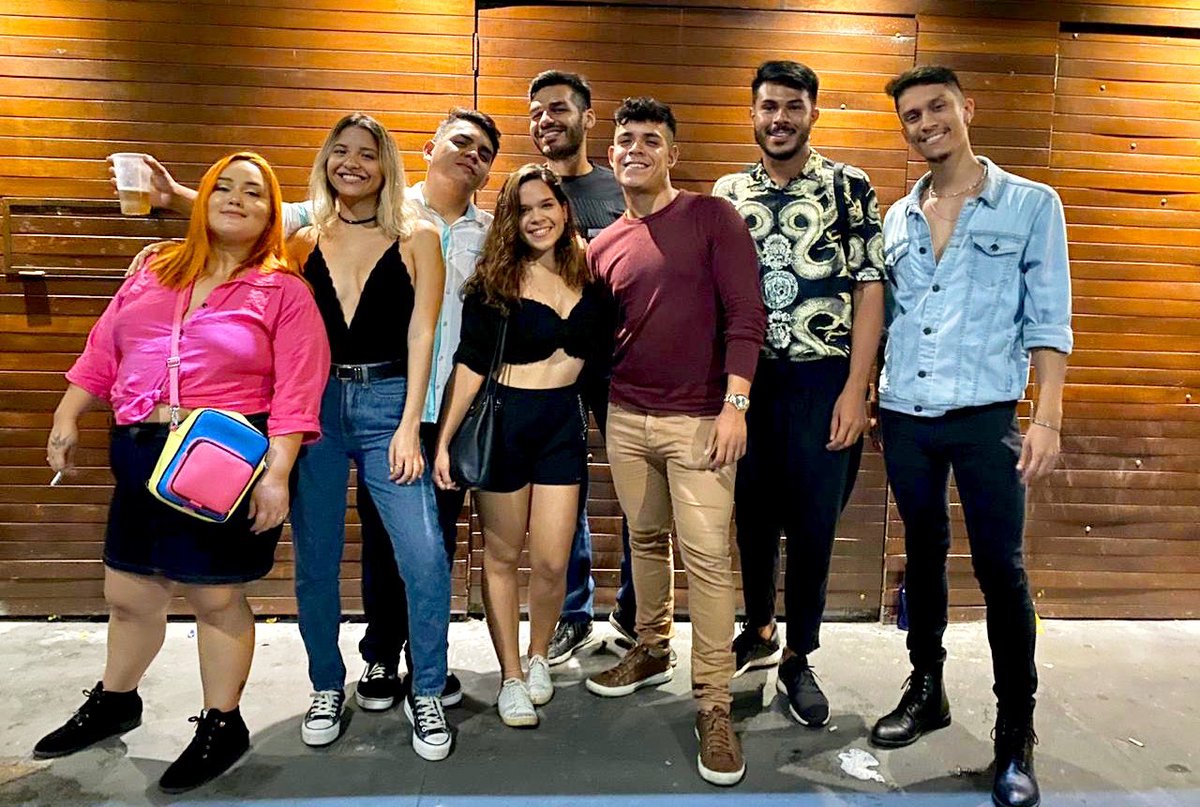rodrigosluz's tweet photo. Squad goals ✨🌟✨ #torara https://t.co/nFG8isIfDG