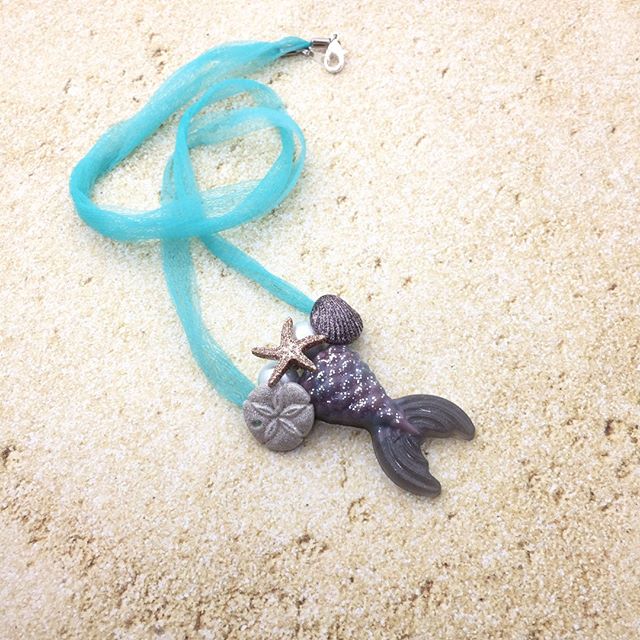 NaturlPoshSoaps's tweet photo. Beautiful!!!!! REPOST!
Reposting @shellobelle80: - via @Crowdfire
New at https://t.co/7LwwwzWGdx⠀
Mermaid tail $15.00⠀
.⠀
.⠀
.⠀
#shellobelle #handmade #artisan #craftersofinstagram #jewelry #accessories #necklace #beach #mermaidtail #seashells #pearls #aqua #starfish https://t.co/CNCk6sOpFv