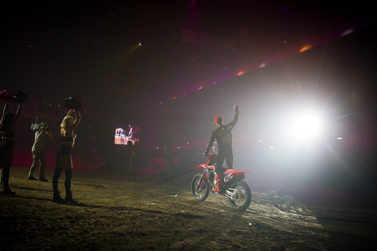 Supercross Geneva tweet media