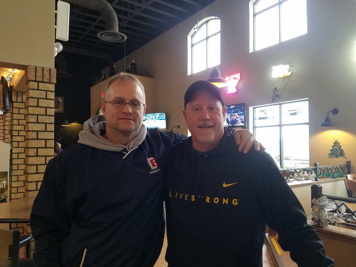 jayferk's tweet photo. UW-Platteville Football 1988 Co-Captains!! #OC13 https://t.co/gLz1gjr4ri