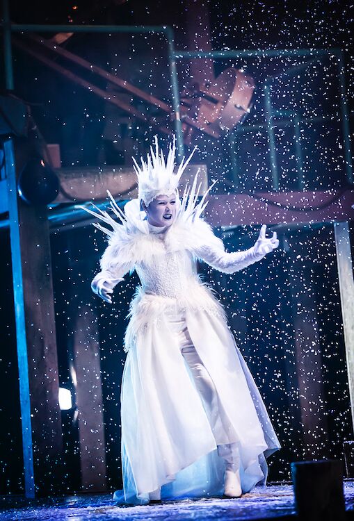 EccentricEng's tweet photo. Northern Stage - the Snow Queen - lively and colourful with a magical reindeer. More snow and more evil machinations required!  Check out my review here https://t.co/DyG2NMyAmA https://t.co/gfDr5FMJhS
