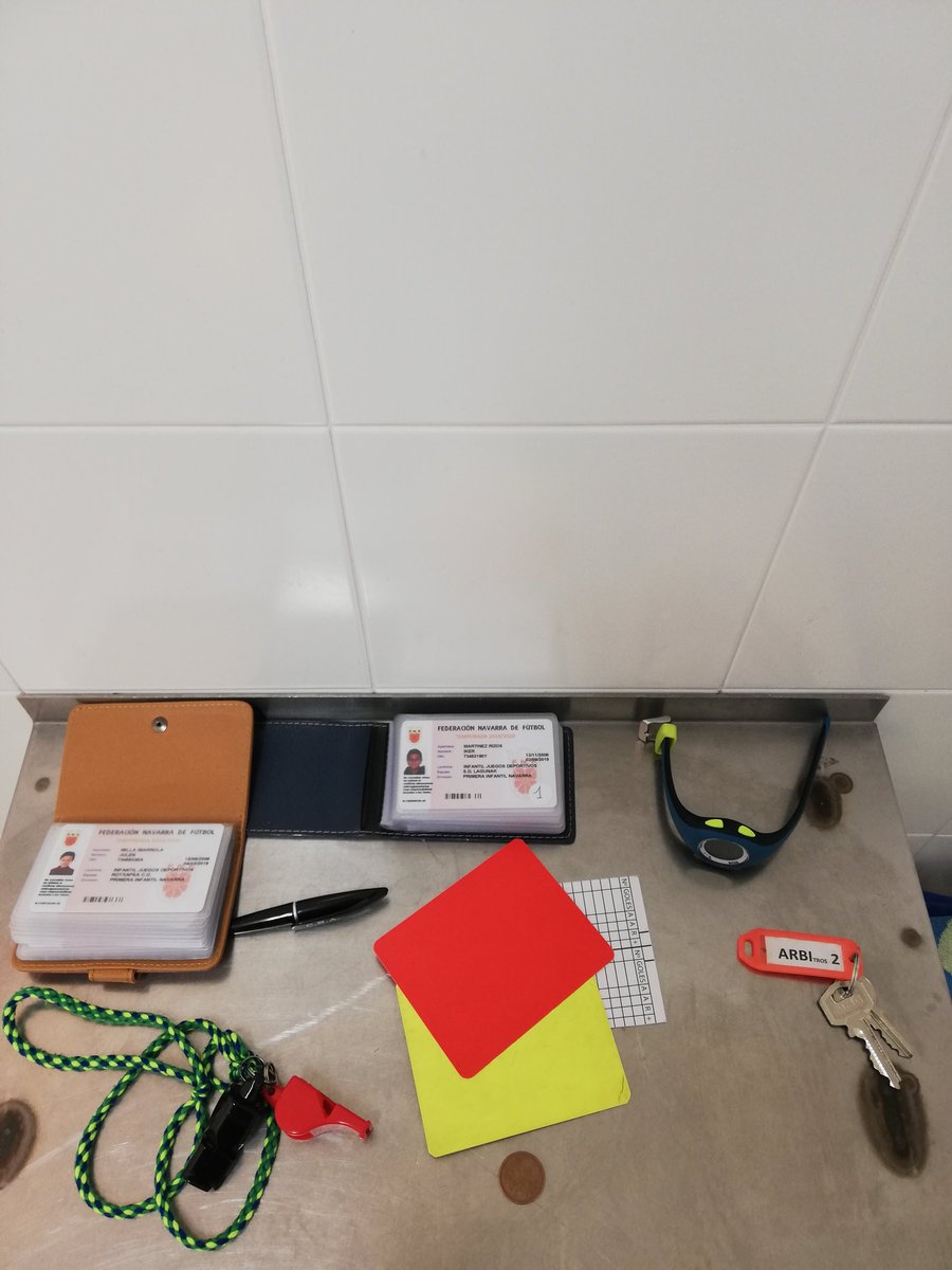 Un placer enorme volver a arbitrar en Barañain después de tantos años. 1 Infantil Navarra. Gracias a <a href="/Lagunak_Footlag/">S.D. Lagunak Footlag</a> y <a href="/rotxapeaRTX/">Rotxapea RTX CD</a>. Siempre dispuesto a echar una mano allá donde me llaman y no llegan la <a href="/fedfutnavarra/">Federación Navarra de Fútbol</a> y el <a href="/colegionavarro/">colegionavarro</a>