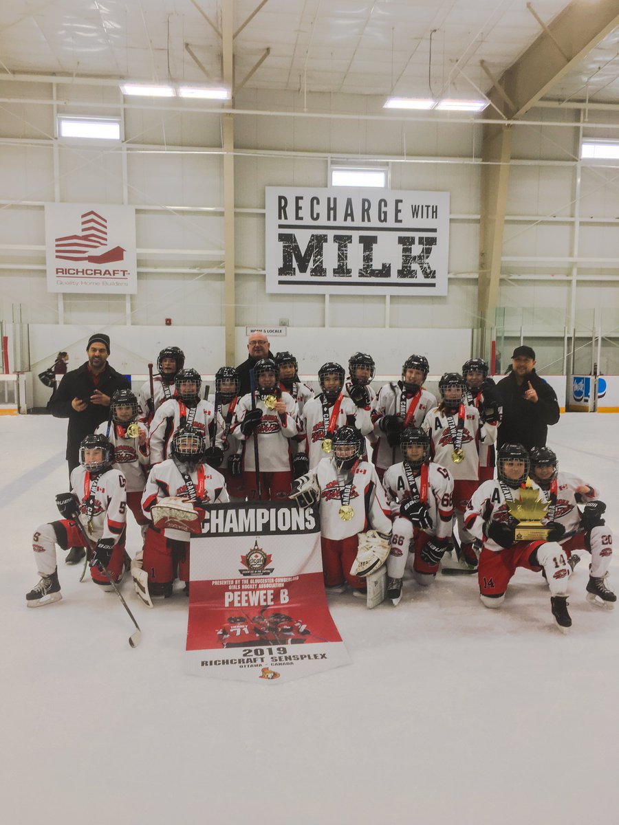 Sensplex's tweet photo. Cornwall Typhoons are the Peewee B Champions! Great Job ladies! 👌👏#ChampionshipSunday #GCGHComp19 https://t.co/C4RHdcc0Zo
