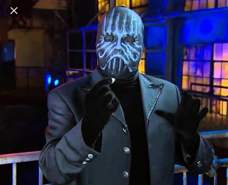 OperationClasen's tweet photo. @BarstoolBigCat That’s the masked magician https://t.co/EejMV0djPy