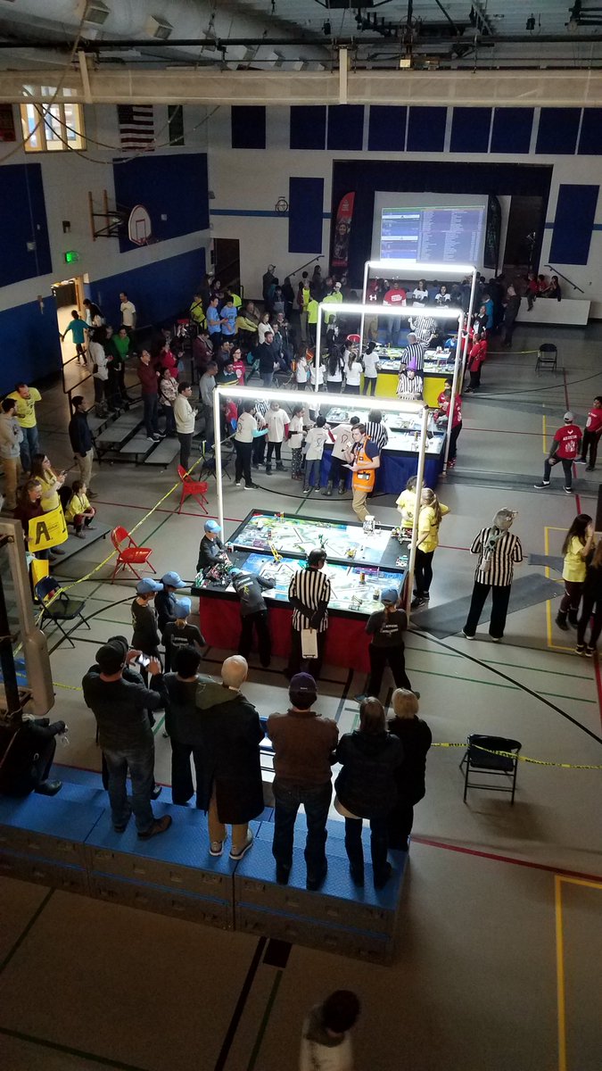 HighTechKidsMN's tweet photo. Having lots of #STEM Fun at Capitol Hill Magnet School in #StPaul with our FIRST LEGO League teams! https://t.co/bBDFaGO86i