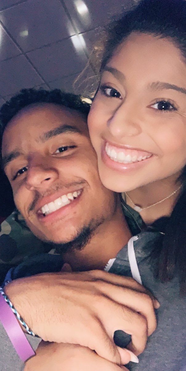 kalvarez2016's tweet photo. This guys right here makes me heart so happy everyday! And I’m ready to bring on 2020 with him❤️ https://t.co/mxQmDuMdMp
