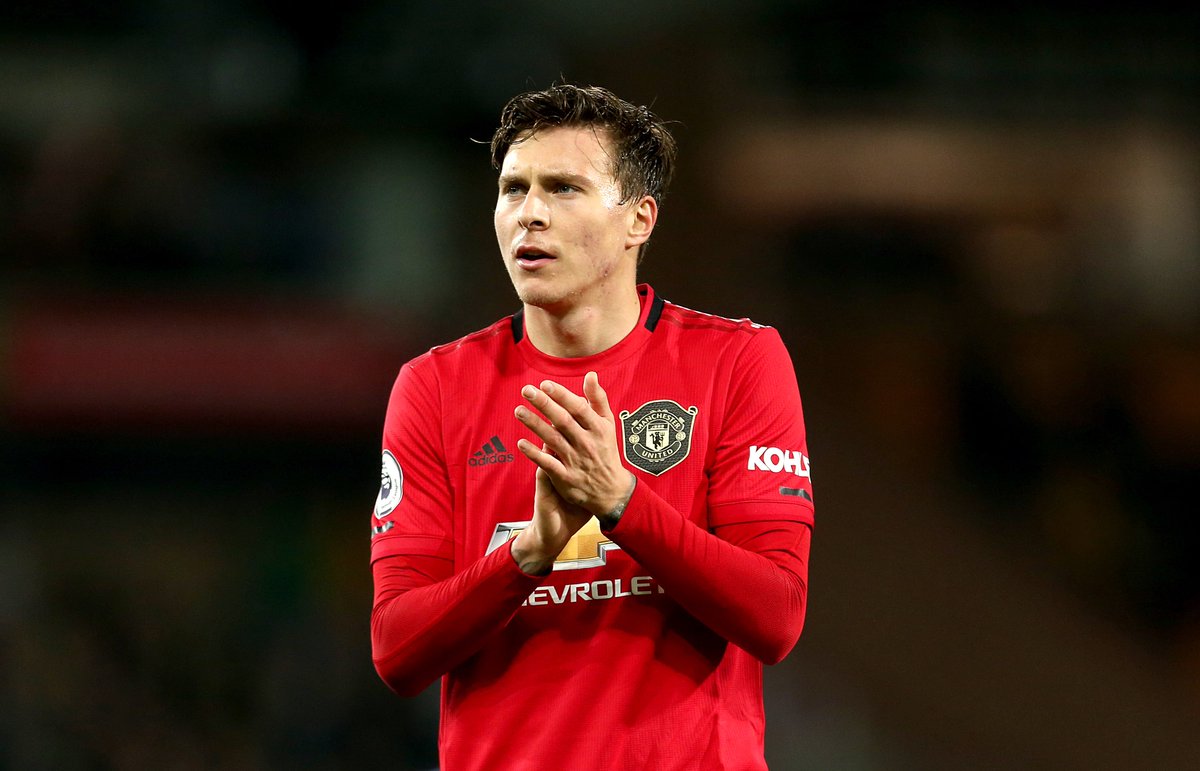 Victor Lindelöf is the only outfield player in this season's Premier League to have played 1000+ minutes and yet to be dribbled past.

In the hunt for the coveted 'VVD award.' 😉