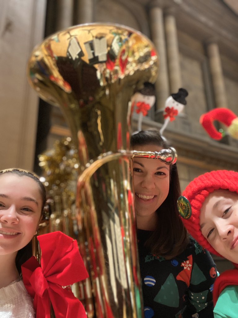 GCMSMusic's tweet image. What’s better than 200 Tubas on stage playing Christmas songs? @GatesChiliMS