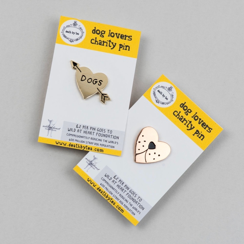 Christmas is the season is giving and these pins do just that. Not only are they are super cute gift for your pooch loving pals but for every pin sold, I donate £2 for @wildatheartfoundation who work to compassionately reduce the world's stray dog population.