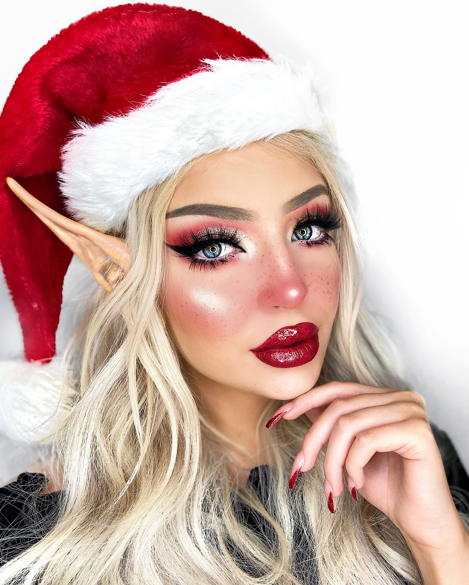 Makeup By Lilly Twitter: "𝓒𝓱𝓻𝓲𝓼𝓽𝓶𝓪𝓼 𝓔𝓵𝓯 🧝‍♀️ make it glam✨ #makeup #christmasmakeup #MorpheBabe https://t.co/Spy9fvuQOy" Twitter