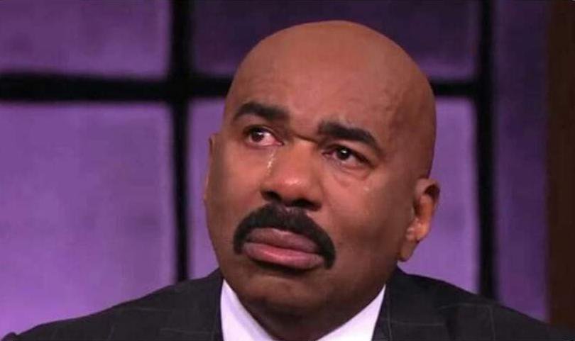 masthibo's tweet image. 😂🏃🏃🏃

Eh morena she'd always be like "here's a tweet from hahaha Skroef Manyoba, hahaha who calls themself Skroef Manyoba though".😅 

One day @moflavadj asked her what "Manyoba" means, she laughed and turned her mic off🤣

Those were the days of #TheDriveOnMetro