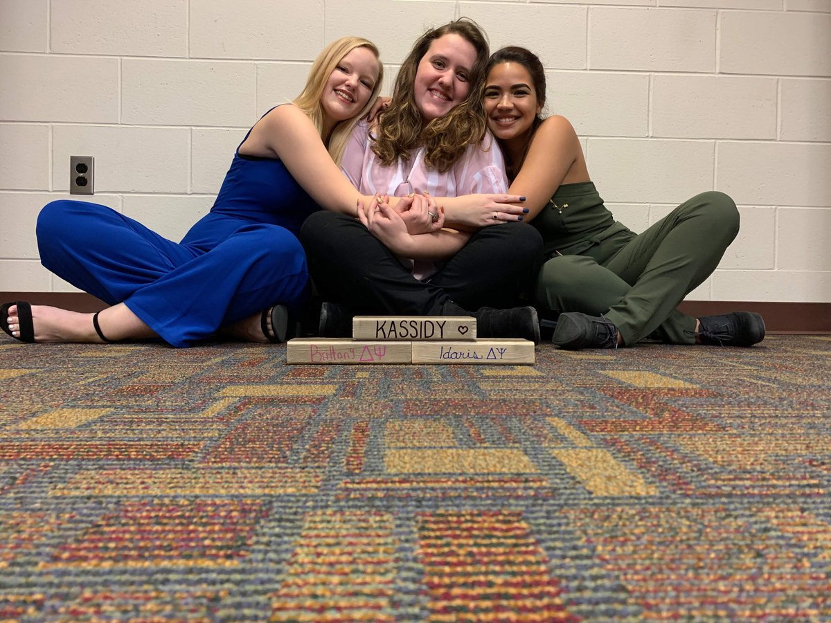 We are phine, phresh, and phierce going into this next semester💙💛