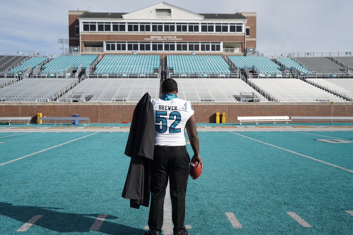 I know the devil thought he had me 🙏🏾
It’s a blessing graduating college in 3.5 years! Degree Me!!!!!! 👨🏽‍🎓