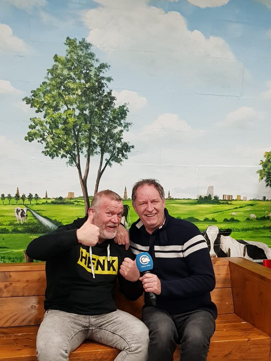 henky007's tweet image. Vanavond bij #PietsWeer live op #HartVanNederland . Ja @JennyDouwes , jullie Piet was vanmiddag bij ons. Vanavond op tv. #SBS #MachtigMooiMan.