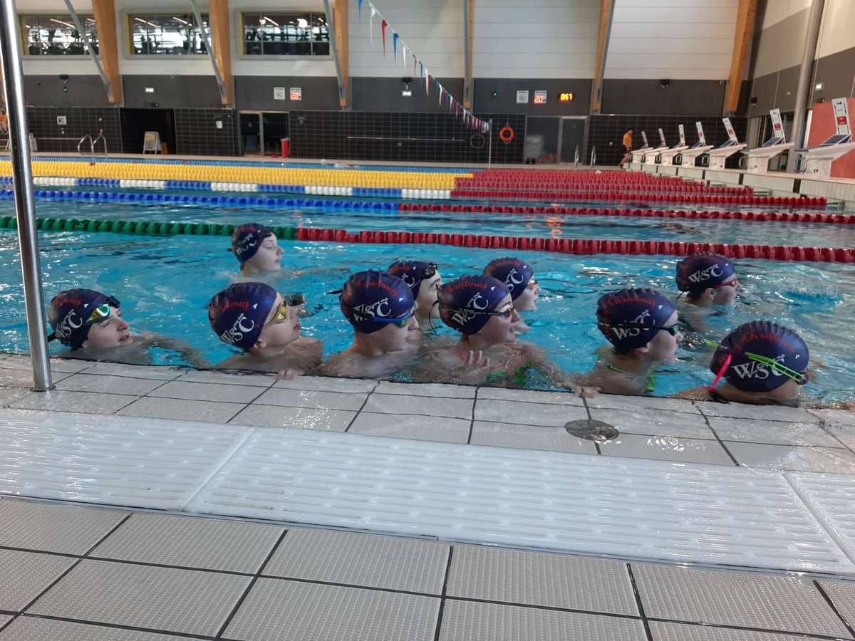 WexSwimClub's tweet photo. Merry Christmas from Wexford Swimming Club. Many thanks to #swimkit for the festive christmas hats https://t.co/wIVy0m8dzn