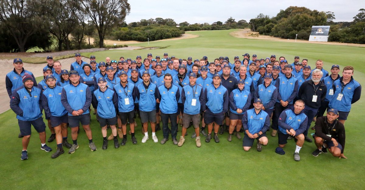 KRTuck06's tweet image. What an absolute honour and privilege to work along side of the worlds best greenkeepers at Royal Melbourne for the Presidents Cup! Made some great memories and new friends in doing so. #PresidentsCup #RM #whataweek #somuchfun