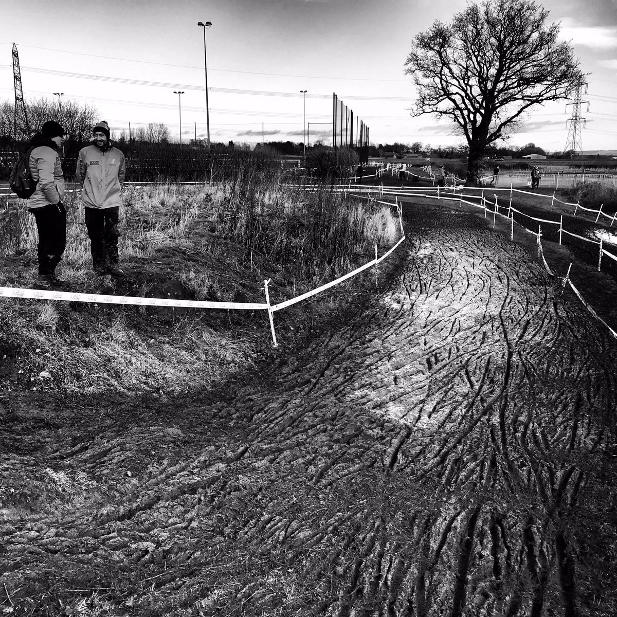 yorkshirecx's tweet photo. Rutting season #cyclocross https://t.co/uVJ9p1CHiN