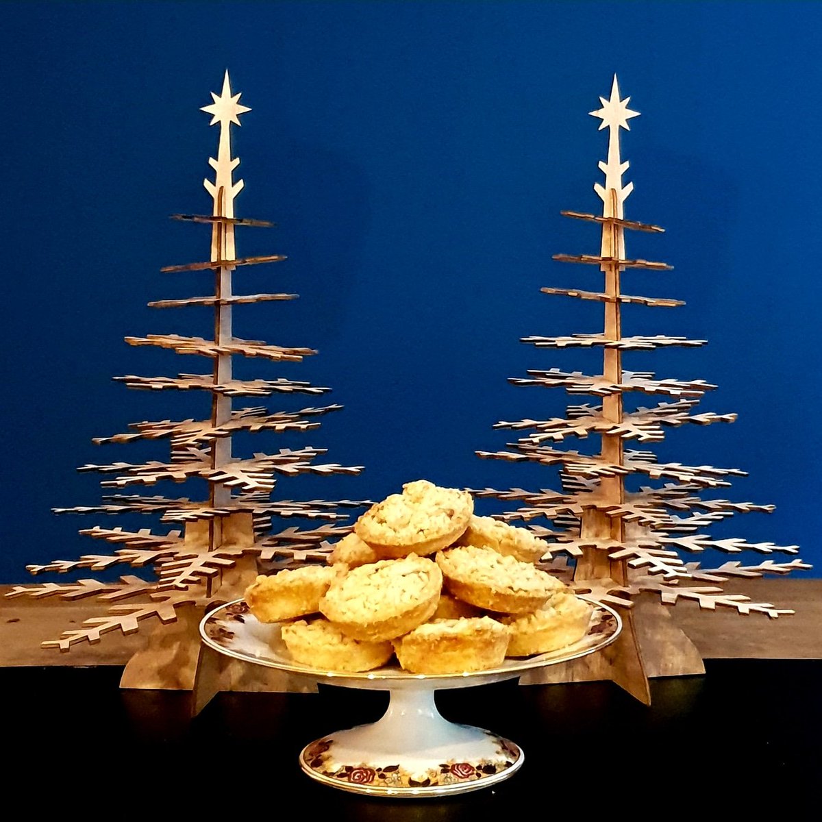 Home made crumble topped mince pie, don't mind if I do #feelingfestive