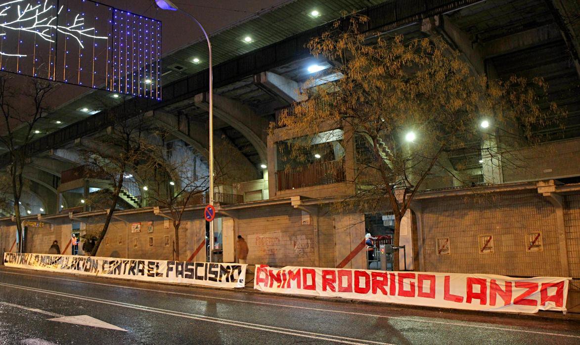 thesavio_10's tweet photo. Vamos a recordar el tipo de gentuza que hay en BUKANEROS https://t.co/1XO5ns2xpm