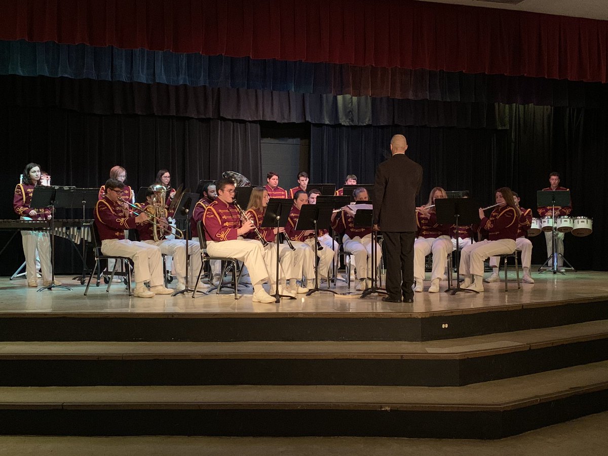 SauraPride's tweet photo. 2019 Christmas Concert https://t.co/CsJnuJJLAG