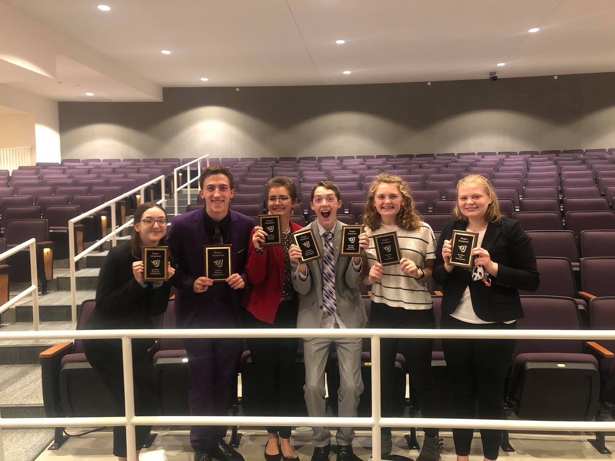 We'd like to congratulate these talented Speech and Debate competitors from East High School for earning six awards last weekend at the Johnston Dragon Invitational! #SCCSD #ScholarlySunday