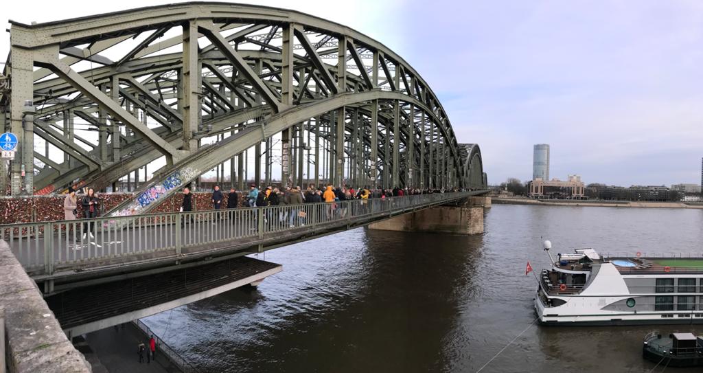 HA_Trips's tweet photo. @HA_Trips Crossing the Rhein on the Hohenzollern Bridge where our ways parted! https://t.co/9fRpQO8eR9