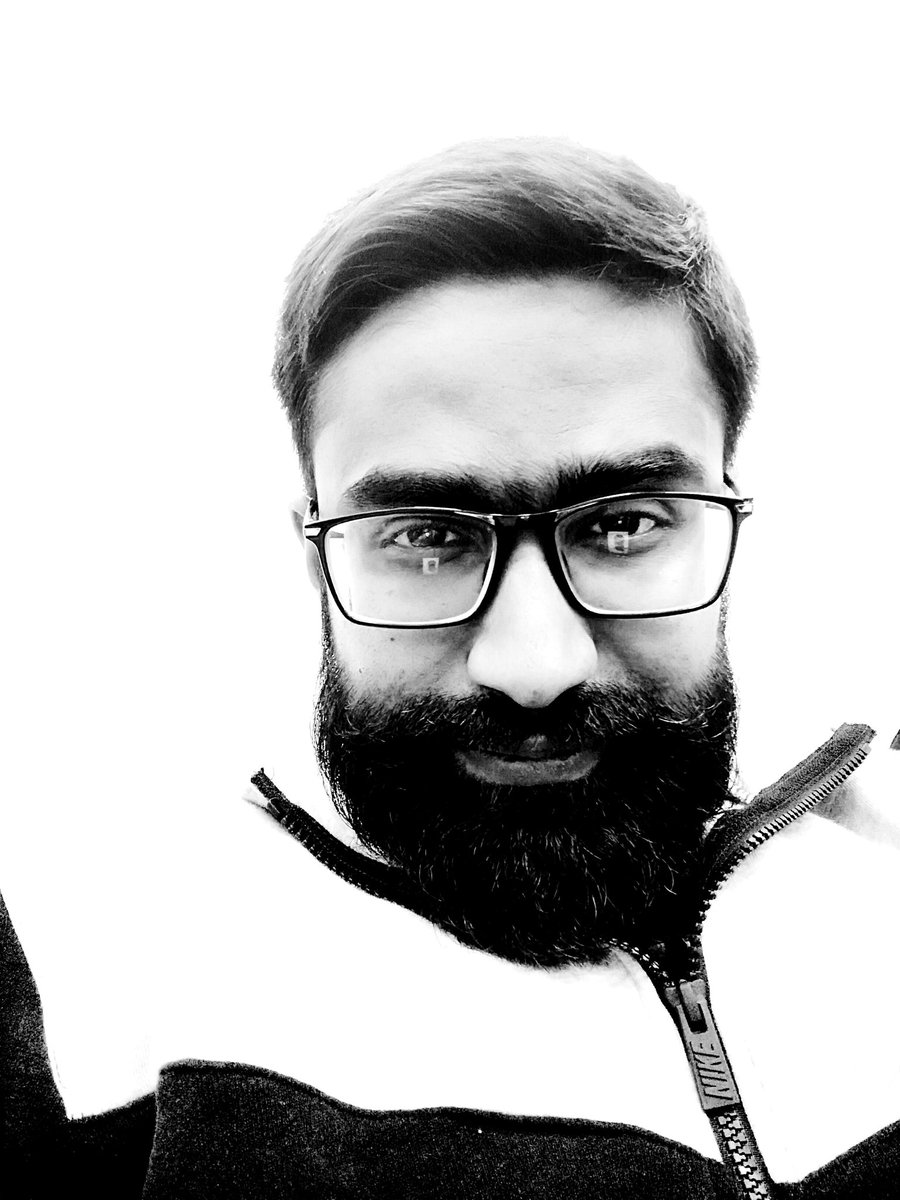 IamYasir44's tweet photo. #DarkSide
#selfie
#BalckFilter
#ImpactFilter
#Mustache
#BEARD
π€π€π€π€ https://t.co/S1SLnbnAsS