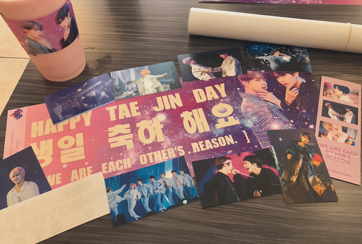 NatCakes's tweet photo. Thanks so much to @HTownKTown1 for putting on another amazing cup sleeve event!!! It was so much fun and the decorations, photo cards, and cup sleeves were all so beautiful! 10/10 would go to another #htkt event!

#ItsYouCafeHTX #TaeJin https://t.co/DIGo7zSzhw