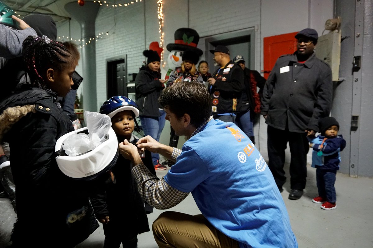 Putting kids on bikes <a href="/fb4kdetroit/">fb4kdetroit</a>