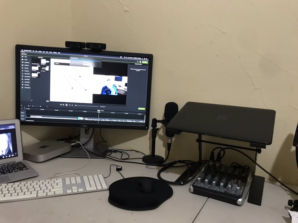 ErnestoGarciaOF's tweet photo. Preparando #video #pensionarte https://t.co/yuTiAnBEDA