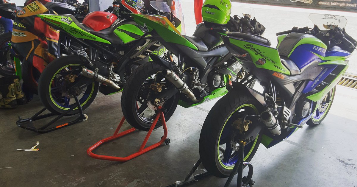 fakhrullohamn's tweet image. salam gaspoll...✊✊

#yr15cijakartaracingteam 
#yr15cijakarta 
#yr15ciregionaldki 
#yr15clubindonesia 
#yrfijakarta 
#yrfijakartaracingteam 
#eligindonesia 
#eligbreakingexpert 
#wrxexhaust 
#wrxindonesia 
#wrxracingexhaust 
#maxxisidonesia 
#DontLeaveHi5tory 
#respectdifference