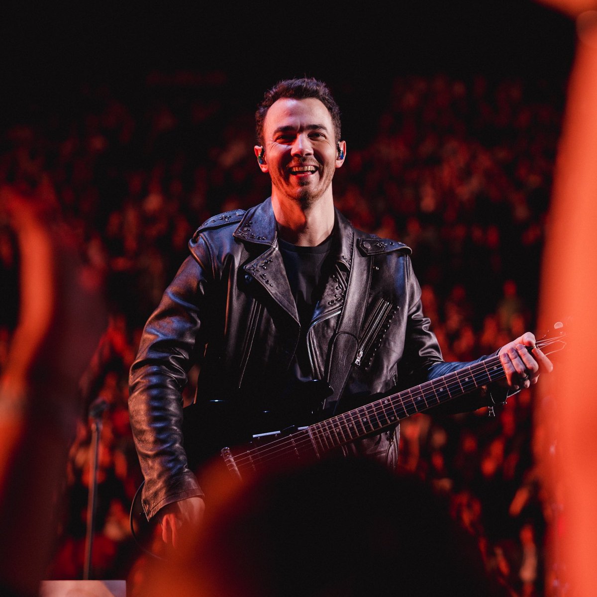 Last #happinessbeginstour show of 2019 is tonight! We’re ready for you LA!!