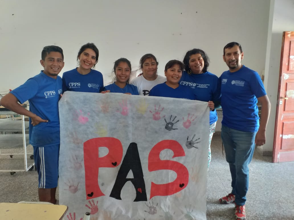 📌Llegamos a cada rincón de la provincia con el Plan Alimentario Salteño. 
Gracias a cada uno de ustedes por tanta entrega y pasión, sin ustedes esto no hubiese sido posible!!
#TrabajoEnEquipo #NiñosYjóvenesFelices
<a href="/GustavoSaenzOK/">Gustavo Sáenz</a> <a href="/matiascanepa/">Matías Cánepa</a> <a href="/DipTorres/">Fernanda Dip Torres</a> <a href="/RobertoIRamos/">Roberto Ismael Ramos</a>